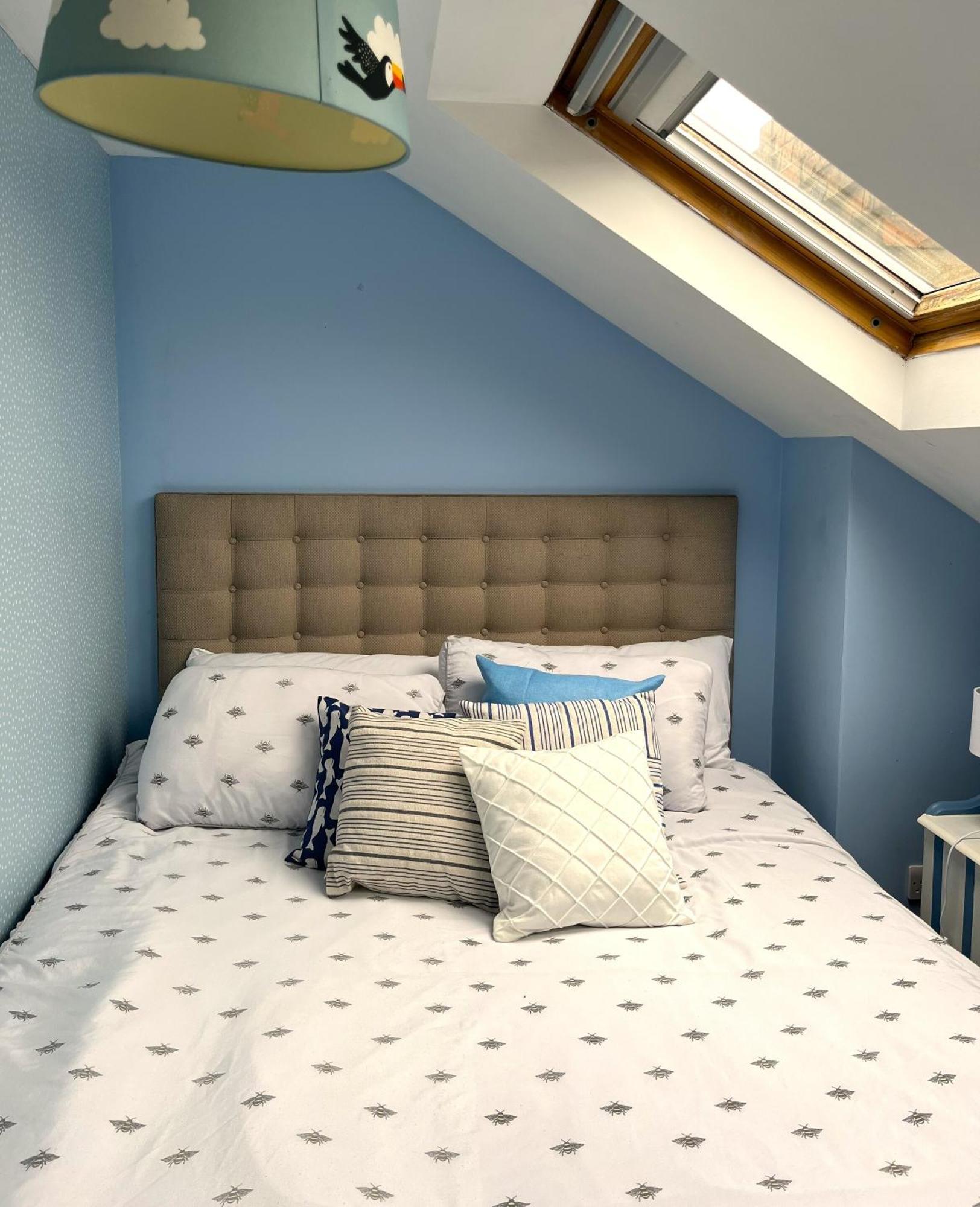 Charming Retreat With Garden - Sleeps 12 * Bristol